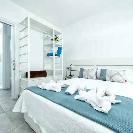 Karma 1 A 25m Del Mar カレタ・デ・ファマラ